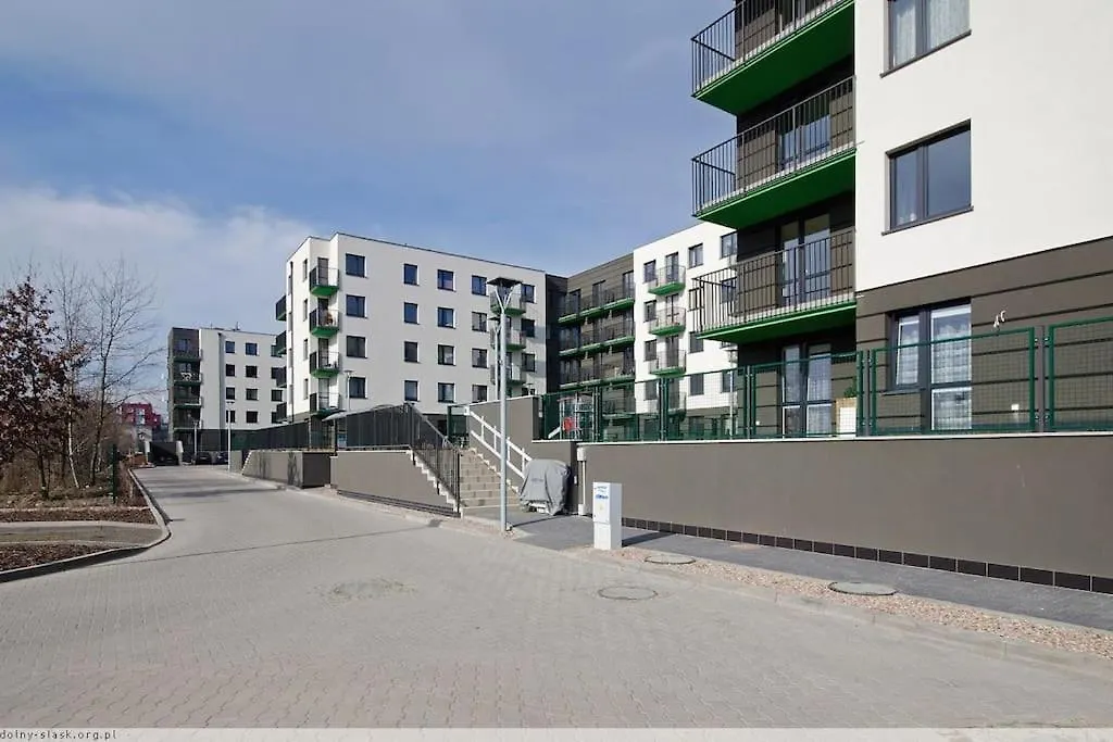 Cozy Corner: Apartment With Wifi And Private Balcony Wroclaw