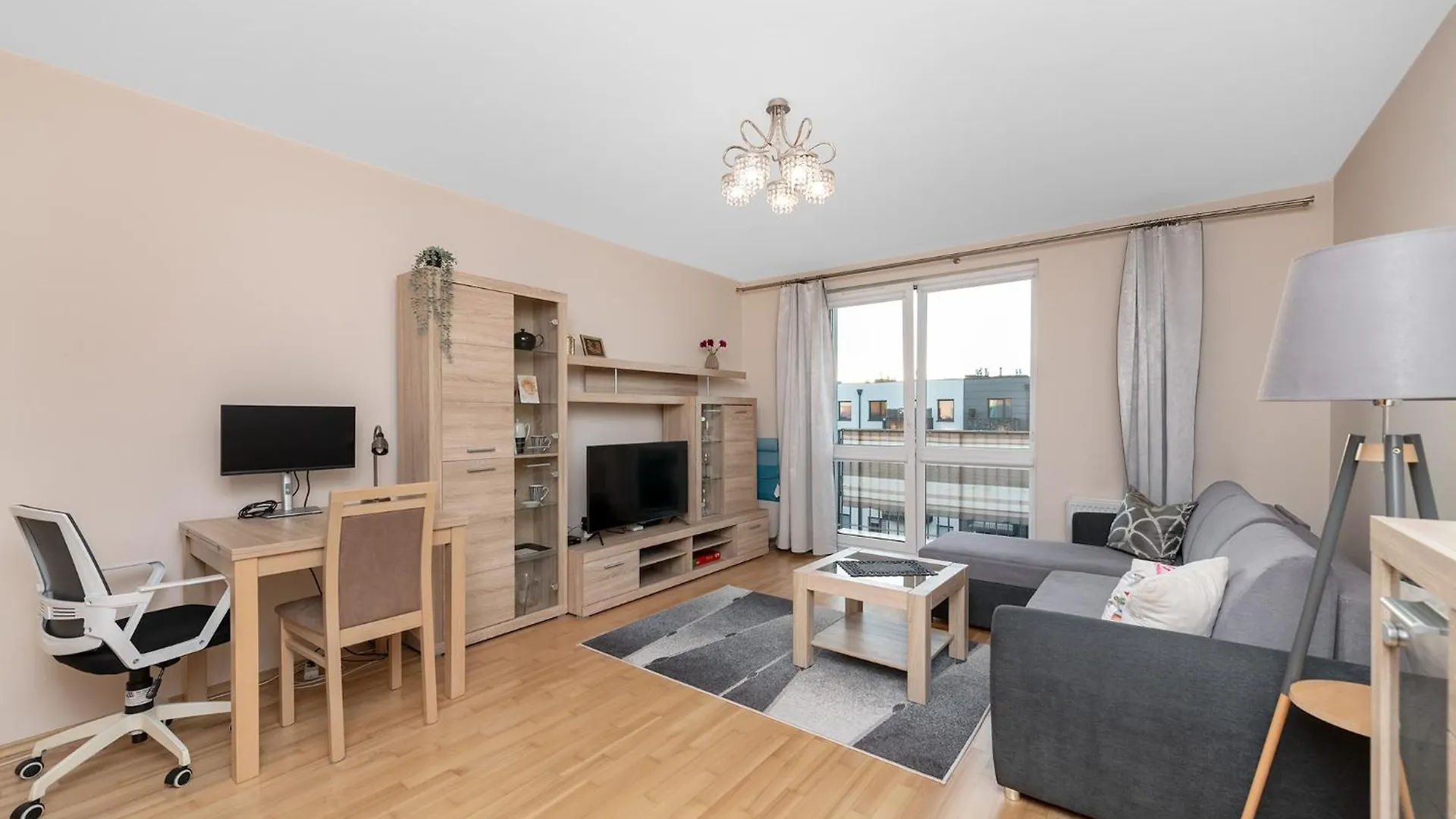 Cozy Corner: Apartment With Wifi And Private Balcony Wroclaw